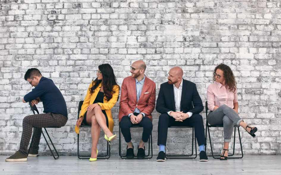 只有内向者才懂的“逆袭圣经”:如何不改变性格,也能在职场发光?-与其焦虑,不如其说。欢迎来到 AI 时代的超级个体实验场。月其说